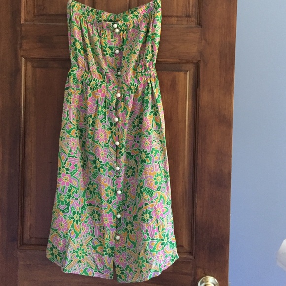 Strapless dress