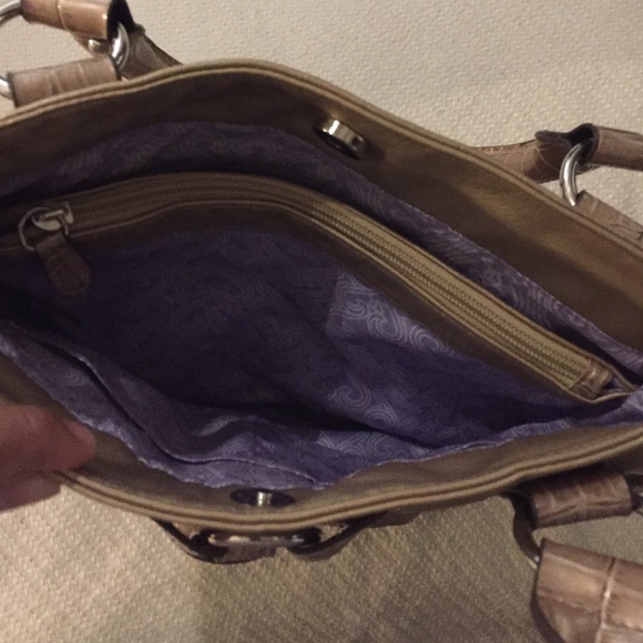 Nice purse - Picture 3 of 4
