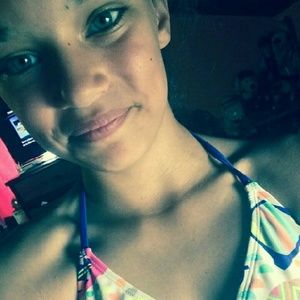 Meet your Posher, Aysia