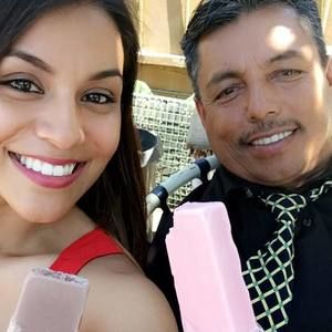 Meet your Posher, Linda