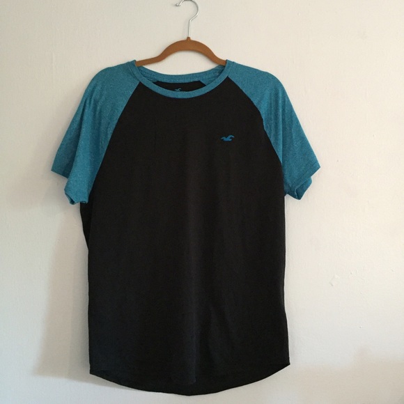 NEW WITH TAGS Hollister T-Shirt