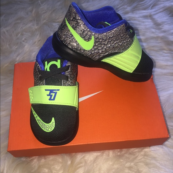 Toddler sneaker