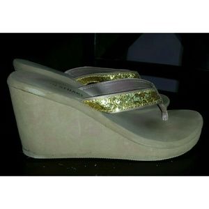 Wedge sandals gold glitter straps
