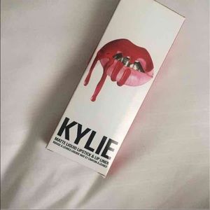 Mary jo K Kylie lip kit