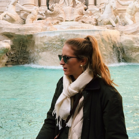 Meet your Posher, Kelly