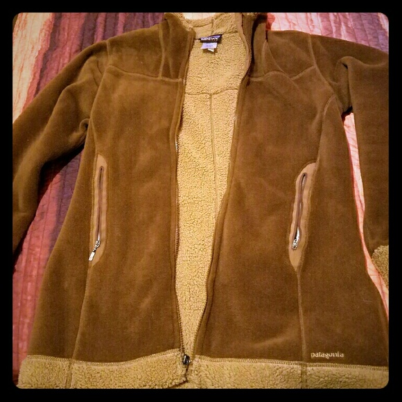 Patagonia Long Brown Synchilla Fleece Jacket!