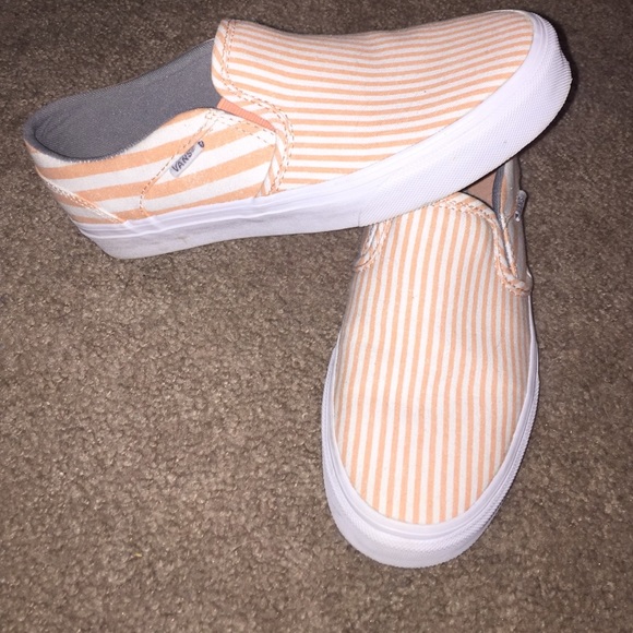 Peach/white pin stripe Vans *FINAL PRICE DROP*
