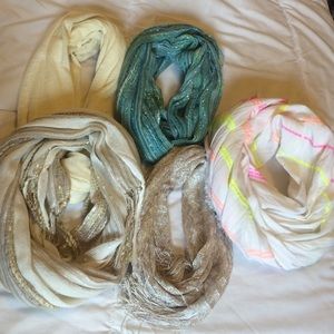 *LOWERED PRICE* Scarves: 1/$6 any 4/$18!