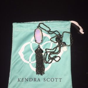 KENDRA SCOTT Rayne tassle necklace