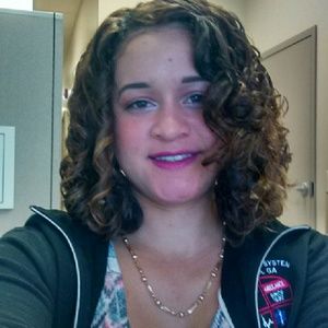 Meet your Posher, Sabrina