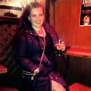 Meet your Posher, Jenna