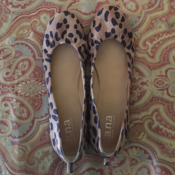 A.N.A. Leopard ballet flats