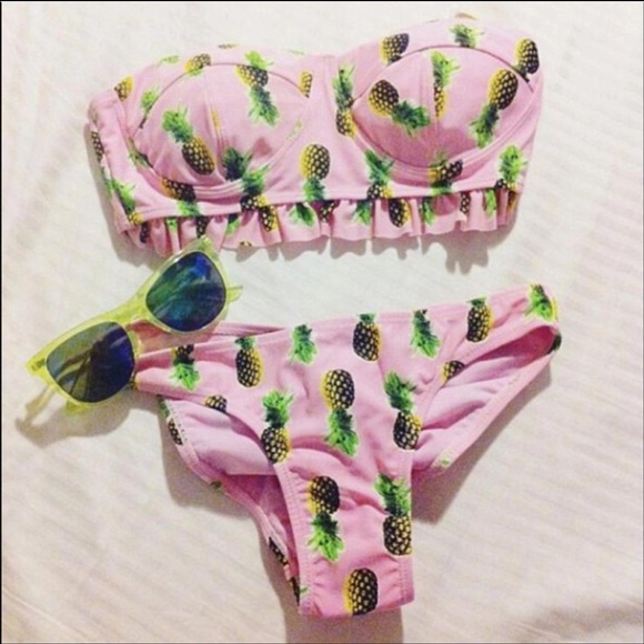 ๐Pineapple Express. Bandeau Bikini๐๐HP!๐ - Picture 3 of 4