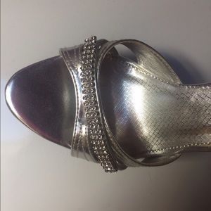 Women's dress shoe, size 7-1/2