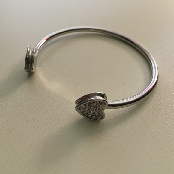 Limited Edition Baublebar x Stila Heart Cuff