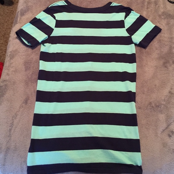 Green/Navy Striped V-neck Shirt - Picture 3 of 4