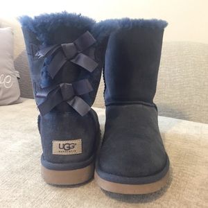 blue bailey bow short ugg boots