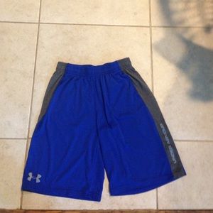 Gently worn under armor shorts.