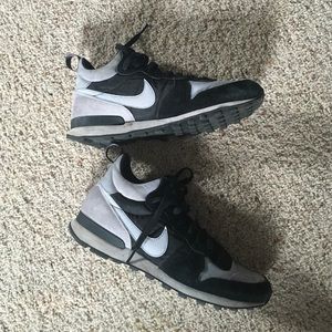 Nike internationalist