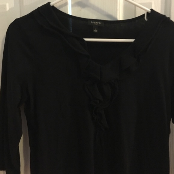 Black tee