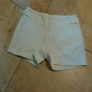 Gap white shortes