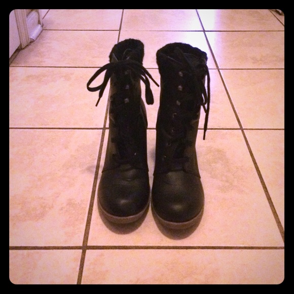Bass Boots
