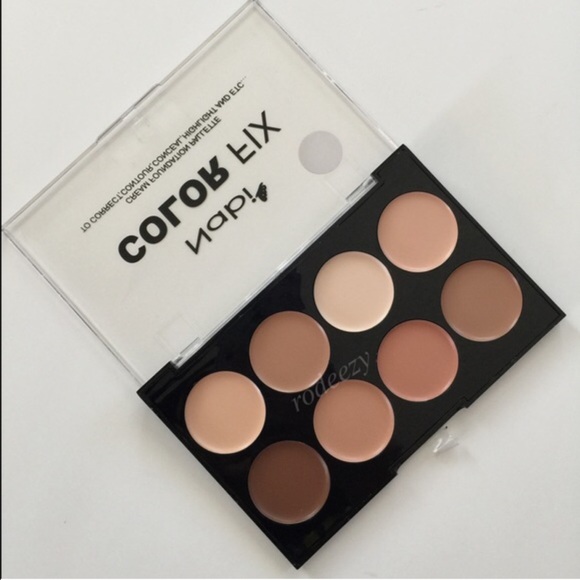 Other - 💕CONCEAL/CONTOUR PALETTE 💕