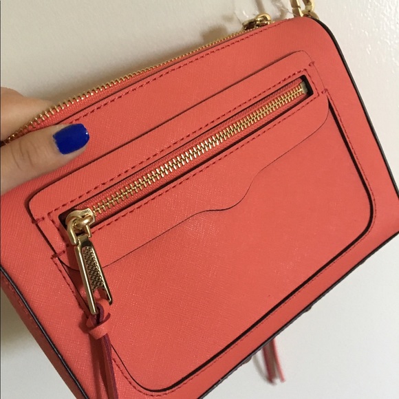 Rebecca Minkoff 'Avery' Crossbody Bag - Picture 3 of 5