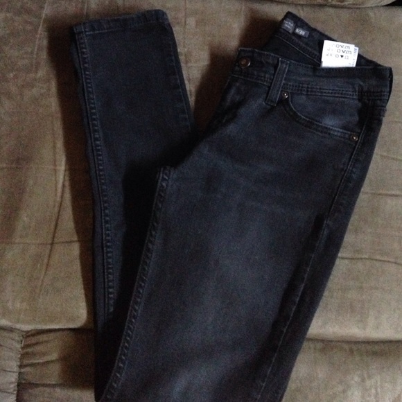 Levis demi curve size 9/29