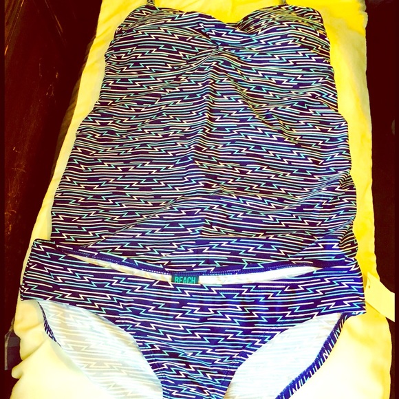 Maternity tankini halter style 2-piece swimsuit