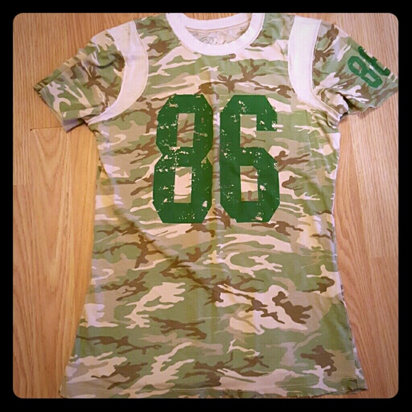 😍"SALE"Victoria seceret, camoufladge T-shirt