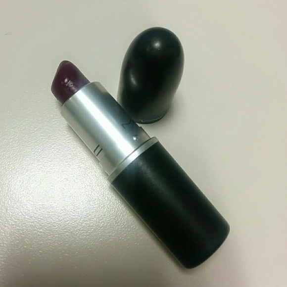 MAC satin lipstick