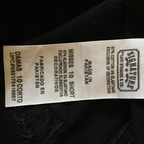 NWOT LEVI JEANS  🖤 - Picture 4 of 5