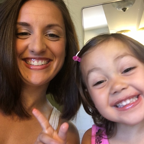 Meet your Posher, Marissa