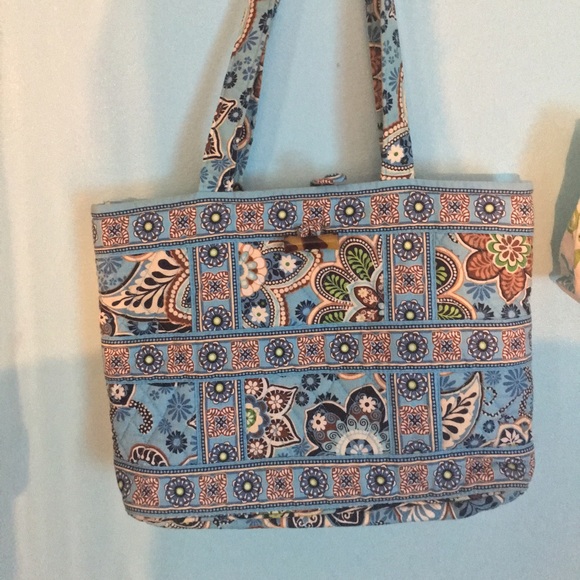 Vera Bradley Small Handbag - Picture 1 of 1