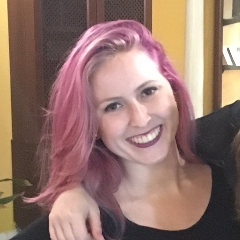 Meet your Posher, Laura