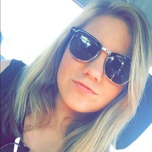 Meet your Posher, Jenna