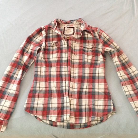 American Eagle Outfitters Plaid Flannel Shirt