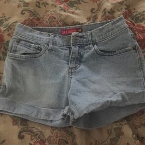 Mini shorts