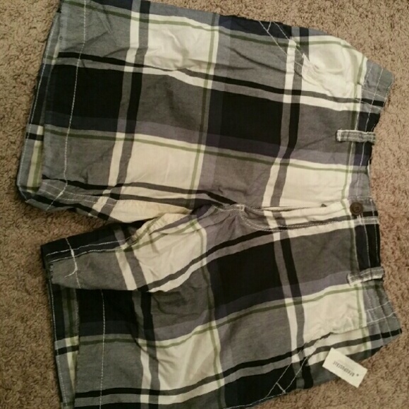Mens Aeropostale brand new with tags shorts sz 34