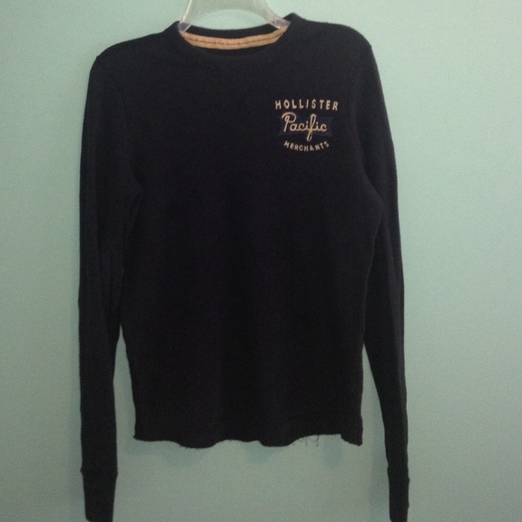 Hollister sweater