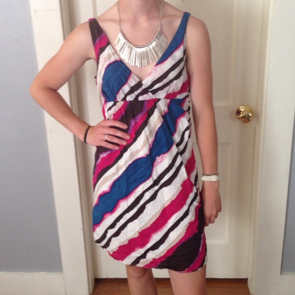 Striped v cut 100% cotton dress