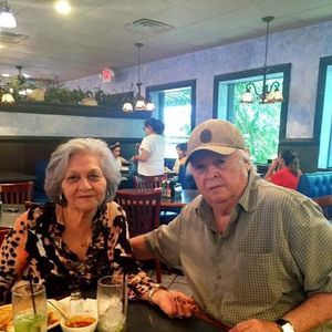 Meet your Posher, Amira