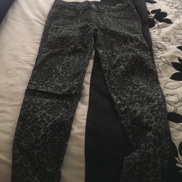 Skinny jeans, leopard print, worn once