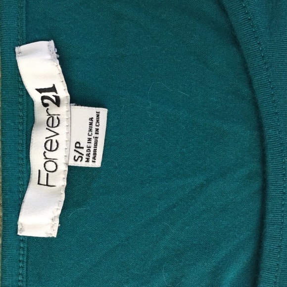 Forever 21 Small Tee - Picture 2 of 4