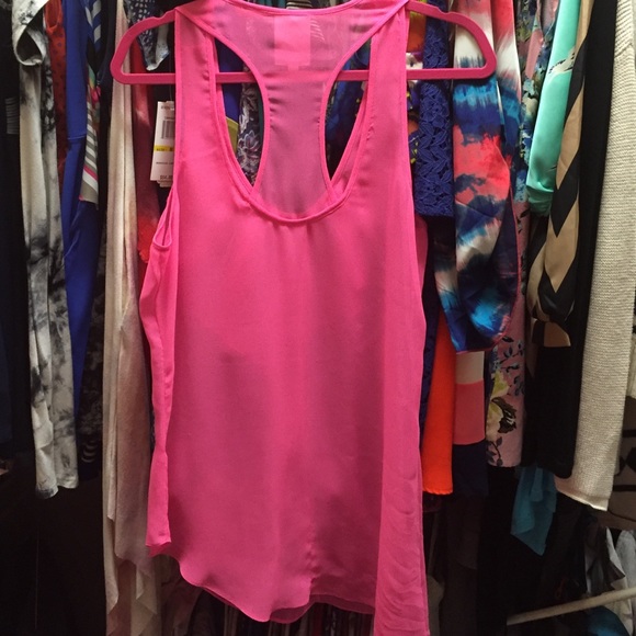 Pink top - Picture 2 of 2