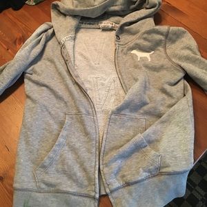 Used PINK VICTORIAS SECRET SWEATSHIRT!