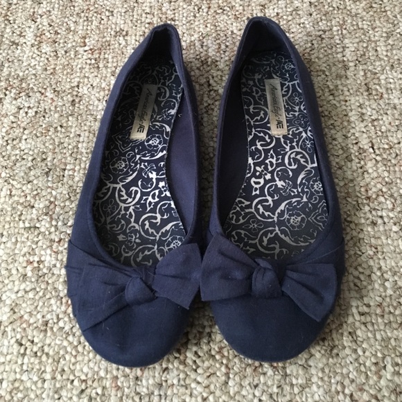 American Eagle Navy Blue Bow Flats