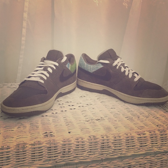 Brown Tie Dye Nike