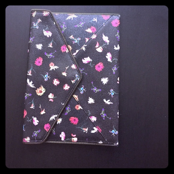 Rebecca Minkoff zipper detail envelope clutch